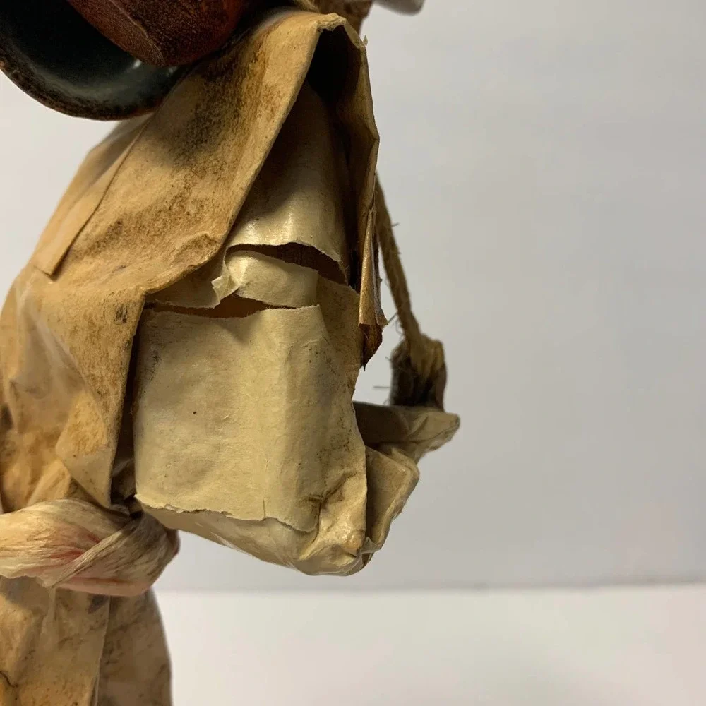 Vintage EB M.R. Cartoneria  Papier-mâché Folk Art Figurine‎ Handmade in Mexico